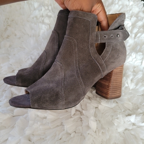 Joe's open toe booties - Picture 7 of 10